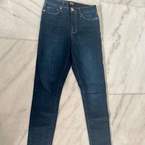 BDG Twig W26 Dark Wash Skinny Denim Jeans Worn Once